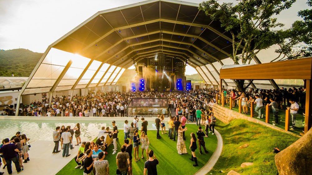 laroc-2017-revista-backstages