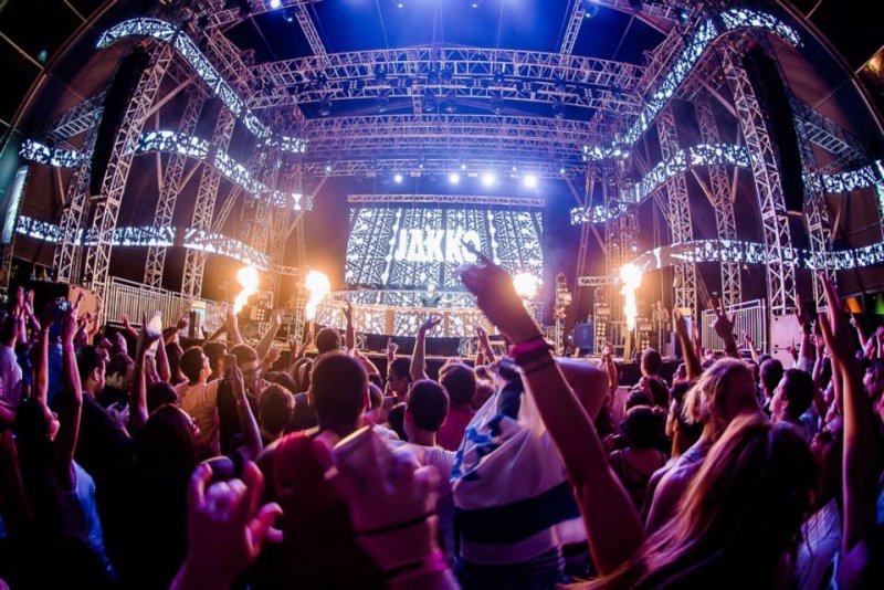 riomusiccarnival-2017-revista-backstages1