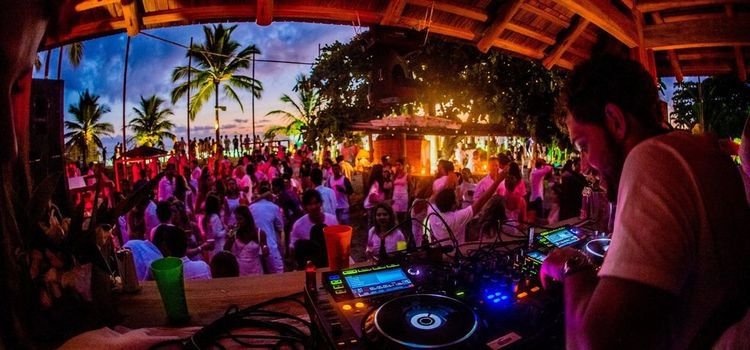 cafe-de-la-musique-sao-pedro-revista-backstages