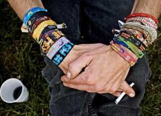 Estudos revelam que pulseiras de festivais são perigosas