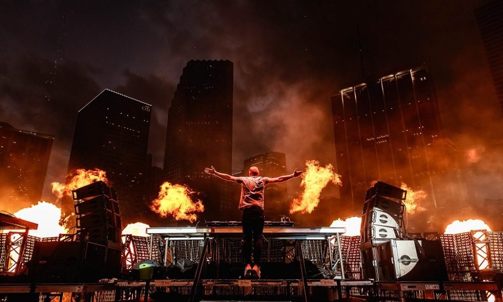 ARMIN VAN BUUREN-set-ultra-2107