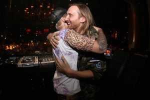 David-Guetta-Justin-Bieber-backstages-600x400